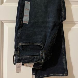 Brand new loose fit men Old Navy jeans… with tags size 32/32
